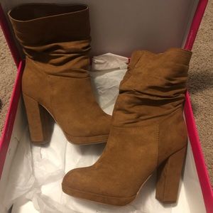 Slouch booties
